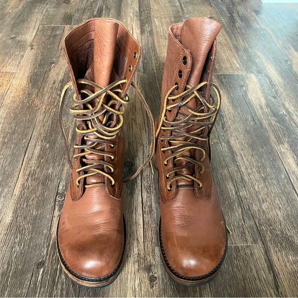 Anthropologie Gee WaWa woman’s brown leather lace up boots 9 - Picture 3 of 7